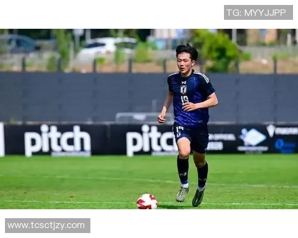 2025年日本男足球星排名前十名及其职业生涯亮点分析